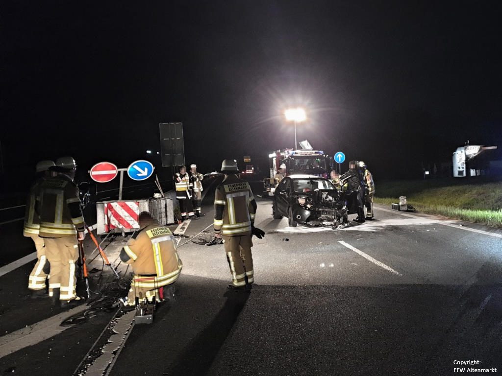 Einsatz-10-2019-Verkehrsunfall-B85-Cham-Süd_1
