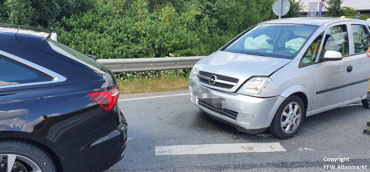 Einsatz 23 2022 Auffahrunfall Cham-Süd Beitragsbild