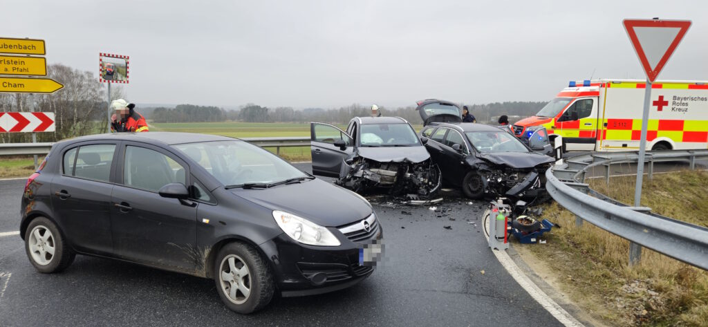 Einsatz 48 2024 Unfall Ried am Pfahl (2)