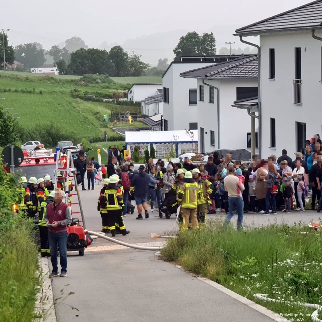 Gemeinschaftsübung Penting Waldbrand 2025 (10)