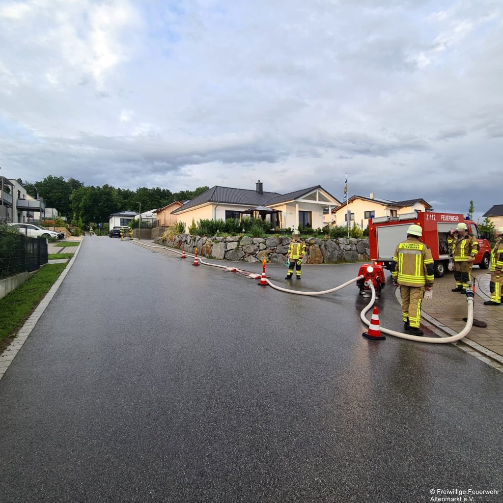 Gemeinschaftsübung Penting Waldbrand 2025 (18)