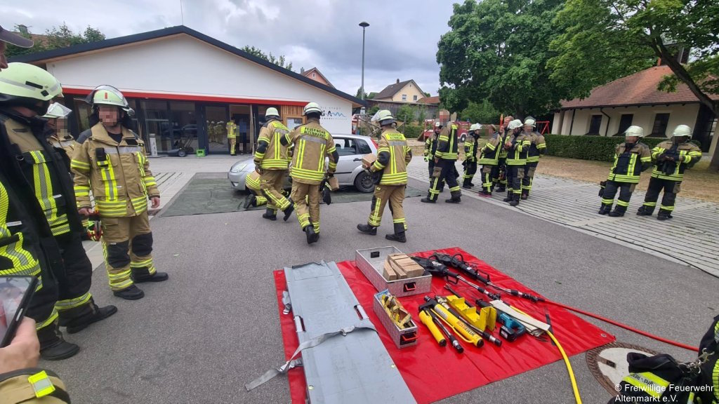 Übung THL Rettungssatz 2025 (12)