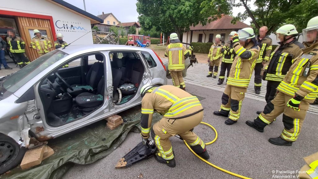 Übung THL Rettungssatz 2025 (17)