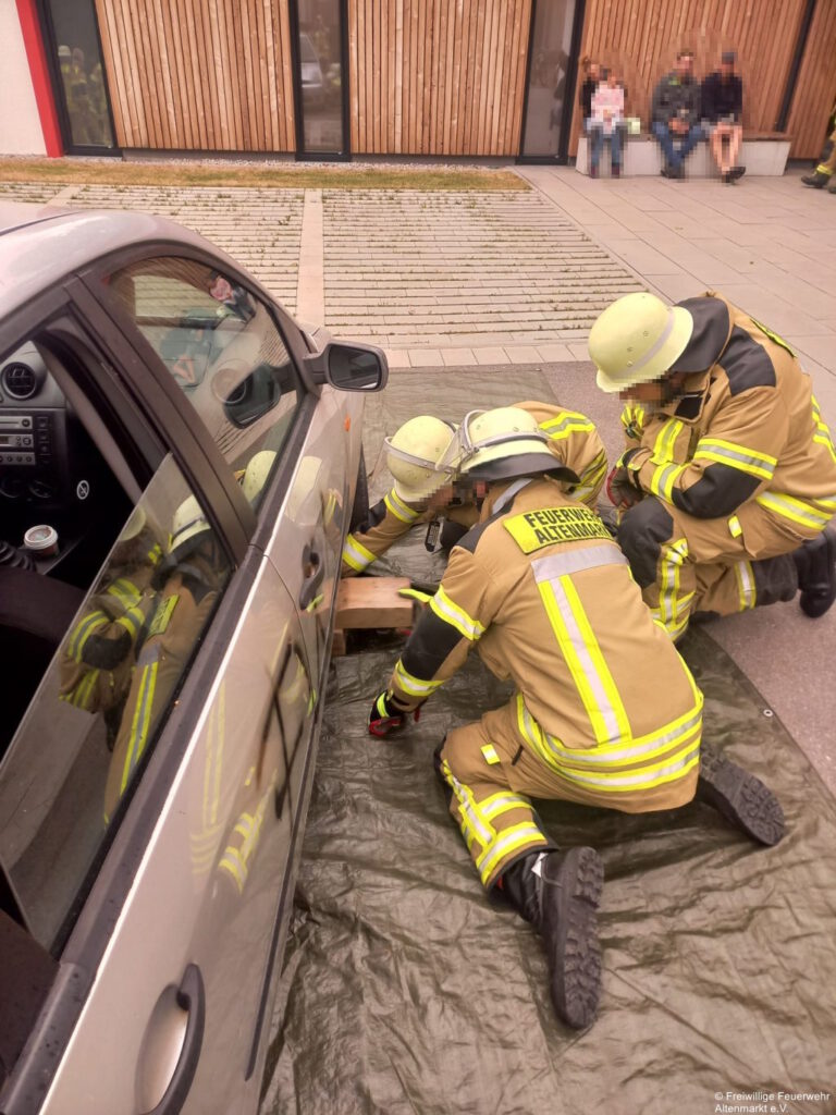 Übung THL Rettungssatz 2025 (23)