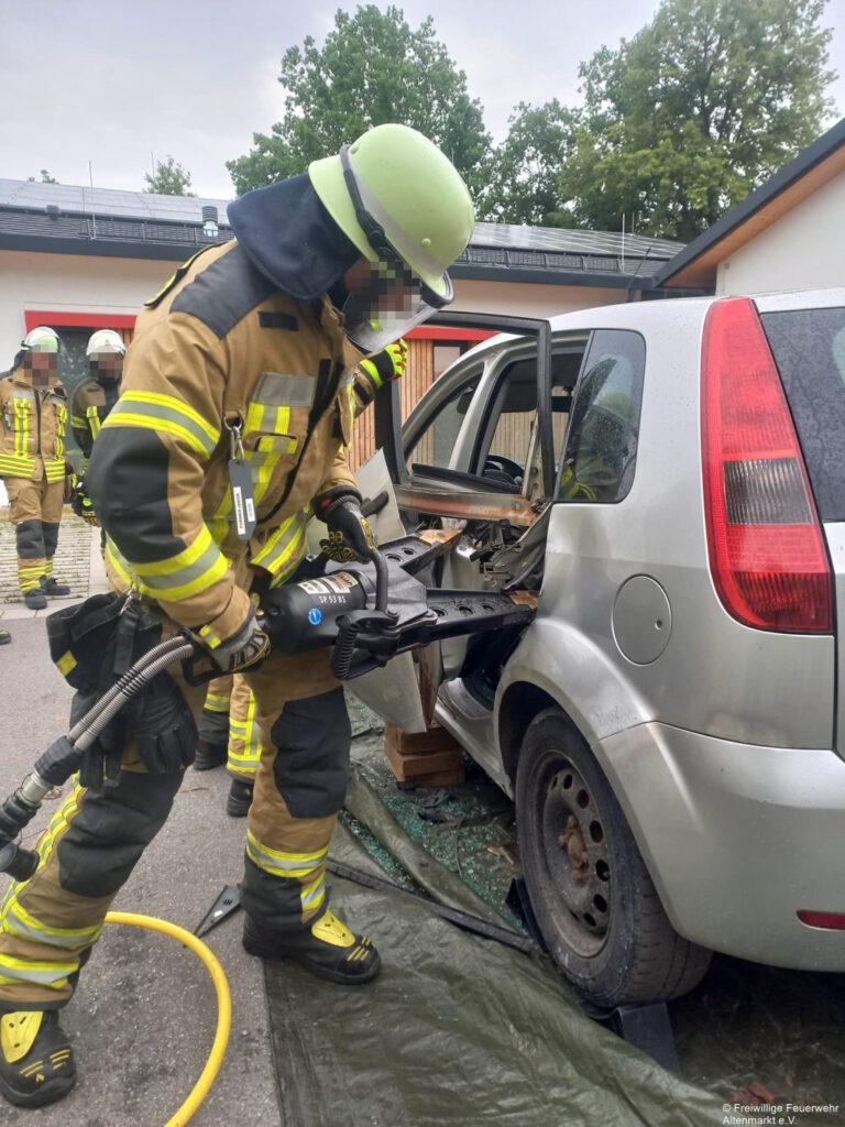 Übung THL Rettungssatz 2025 (6)