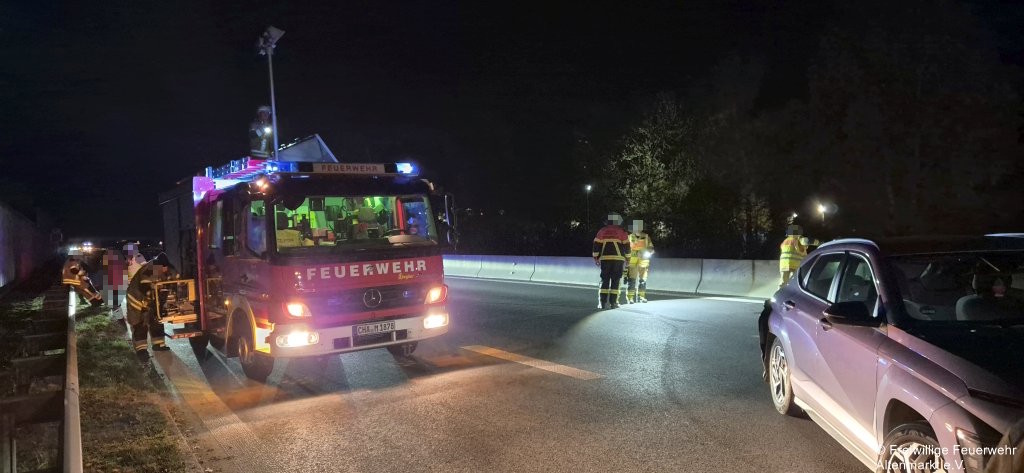 Verkehrsunfall PKW LKW B85 (1)