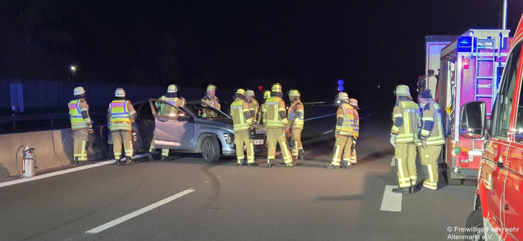 Verkehrsunfall PKW LKW B85 (7)