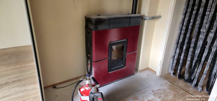 Einsatz 33 2205 Brand Pelletheizung Michelsdorf (1)