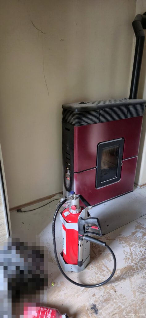 Einsatz 33 2205 Brand Pelletheizung Michelsdorf (2)