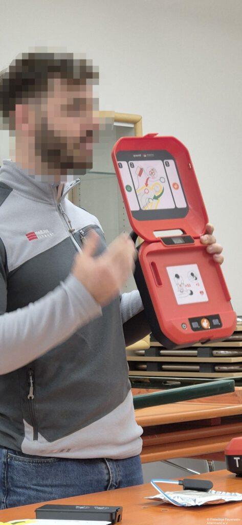 Einweisung laienbedienbarer Defibrillator (3)