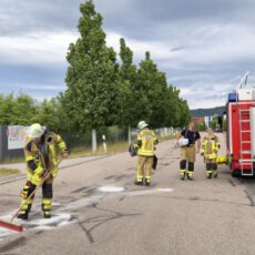 Einsatz 33 / 2026 Ölspur Taschinger Berg Einsatz 33 2026 Ölspur Industriegebiet Taschinger Berg (1)