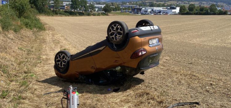 Einsatz 41 / 2026 Unfall B20 Kreuzung Cham-Süd Einsatz 42 2026 Unfall B20 Kreuzung Cham-Süd (3)